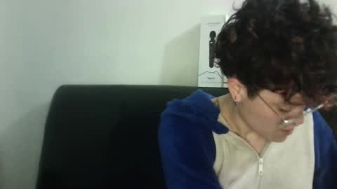 Snapshot of megan_coop3r_ chatting on March 2, 2025, 8:16 am Megan and sophi online show from March 2, 2025, 8:16 am