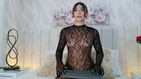 Carolina Paez online show from April 8, 2026, 12:38 pm