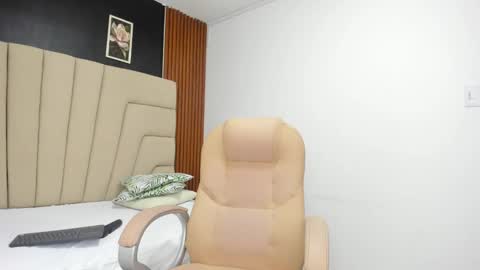 Snapshot of megan_hally chatting on September 12, 2025, 11:54 am Megan online show from September 12, 2025, 11:54 am