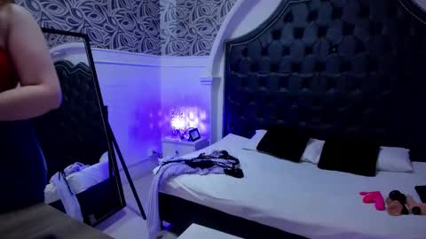 megan_jall online show from November 21, 2025, 7:45 pm