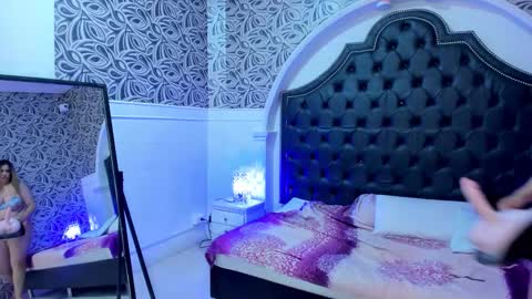 megan_jall online show from December 14, 2025, 3:01 am