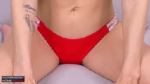 Snapshot of megan_ly chatting on July 3, 2026, 7:53 pm Megan online show from July 3, 2026, 7:53 pm