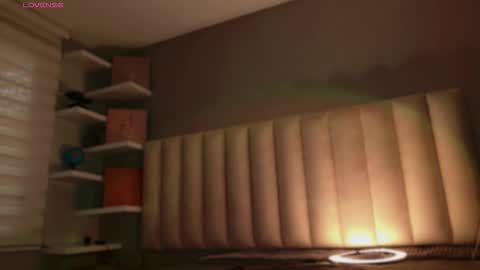     online show from March 12, 2026, 1:06 pm