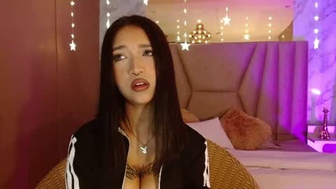 Snapshot of megan_saint chatting on June 13, 2026, 2:15 pm megan_saint online show from June 13, 2026, 2:15 pm