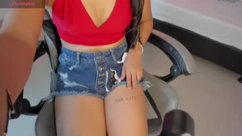Snapshot of megan_thorp chatting on May 16, 2026, 8:18 pm Sheila online show from May 16, 2026, 8:18 pm