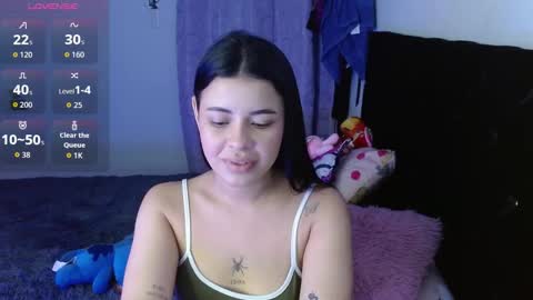 Snapshot of megan_ve chatting on March 27, 2026, 3:12 am Carolina online show from March 27, 2026, 3:12 am