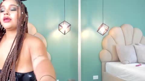 Snapshot of megan_velour chatting on October 30, 2025, 10:54 pm Megan online show from October 30, 2025, 10:54 pm