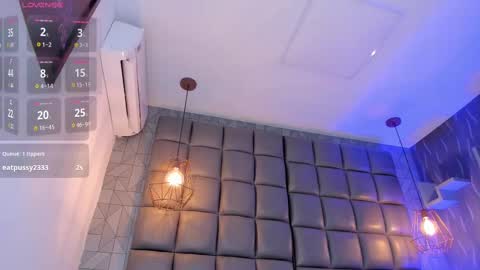 Snapshot of megan_woll chatting on March 8, 2025, 1:39 am Megan online show from March 8, 2025, 1:39 am