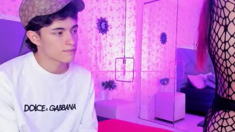 meganandtayler online show from November 25, 2025, 12:05 pm