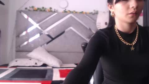 meganfox online show from October 27, 2025, 3:16 pm