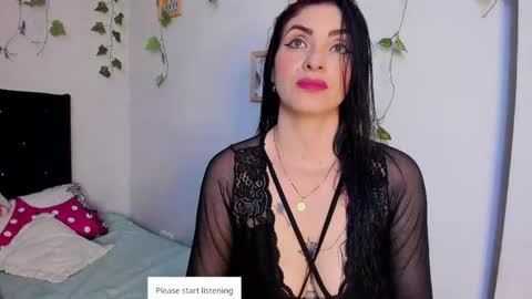 Snapshot of meganhofman chatting on May 21, 2026, 6:37 pm Megan Hofman online show from May 21, 2026, 6:37 pm