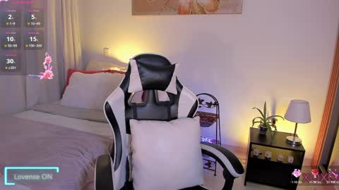 megan lake online show from March 29, 2026, 7:14 pm