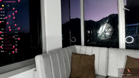 Snapshot of megann__sweet chatting on January 17, 2025, 10:55 am Mara online show from January 17, 2025, 10:55 am