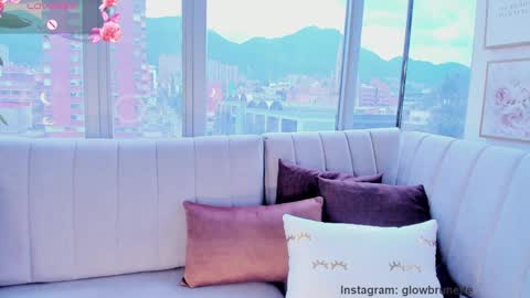 Snapshot of megann__sweet chatting on February 3, 2025, 4:31 pm Mara online show from February 3, 2025, 4:31 pm