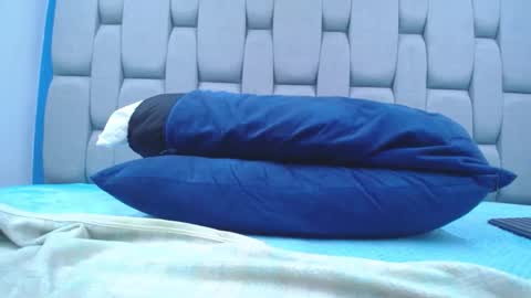 Megan online show from December 28, 2024, 12:04 am