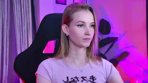 megan online show from April 17, 2026, 5:49 pm