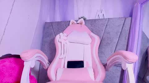 Snapshot of meganrouss7 chatting on March 27, 2026, 1:44 pm Megan online show from March 27, 2026, 1:44 pm