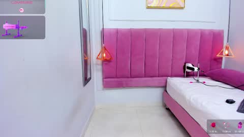 Megan  online show from September 17, 2025, 8:21 pm