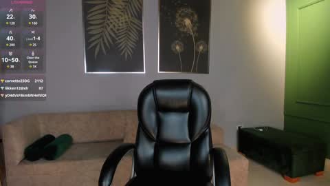 Snapshot of meganscottx chatting on December 7, 2024, 1:36 am Megan online show from December 7, 2024, 1:36 am