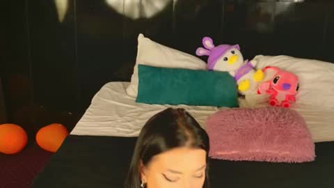 Snapshot of megansin69 chatting on November 17, 2025, 5:35 am Megansin69 online show from November 17, 2025, 5:35 am