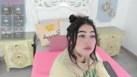 Megan online show from November 18, 2025, 12:20 pm