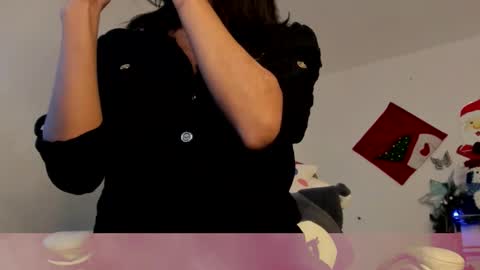 Megan online show from December 4, 2025, 11:57 pm