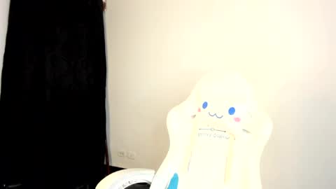 Snapshot of meganthompsonn chatting on April 9, 2026, 9:58 am Megan online show from April 9, 2026, 9:58 am