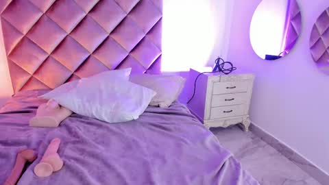 Snapshot of megaraowen_ chatting on February 10, 2025, 7:47 am M E G A R A online show from February 10, 2025, 7:47 am