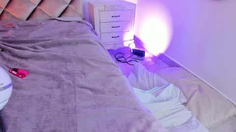 Snapshot of megaraowen_ chatting on February 11, 2025, 7:23 am M E G A R A online show from February 11, 2025, 7:23 am