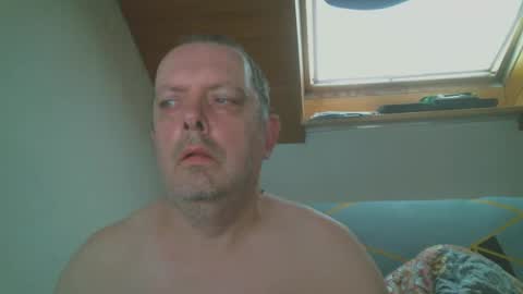 Snapshot of megatel chatting on September 24, 2025, 2:53 pm megatel online show from September 24, 2025, 2:53 pm