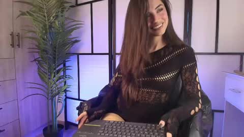 Snapshot of megga_bluee chatting on June 5, 2026, 10:59 pm megga_bluee online show from June 5, 2026, 10:59 pm