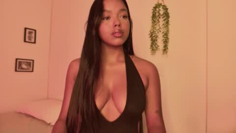 Snapshot of meggancarter chatting on December 18, 2025, 10:38 pm online show from December 18, 2025, 10:38 pm