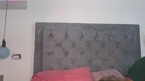 Meghan  online show from December 22, 2025, 7:55 pm