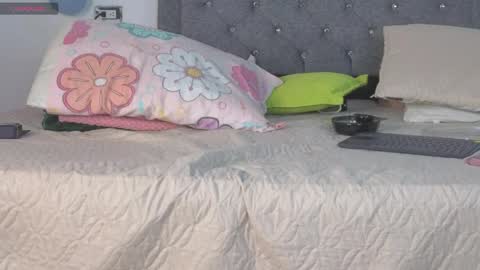 Snapshot of meghan_taylor__ chatting on May 1, 2026, 1:32 am Meghan online show from May 1, 2026, 1:32 am
