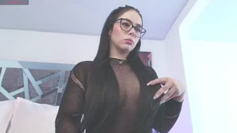 Snapshot of meghann_sweet chatting on June 23, 2026, 3:32 pm meghann_sweet online show from June 23, 2026, 3:32 pm