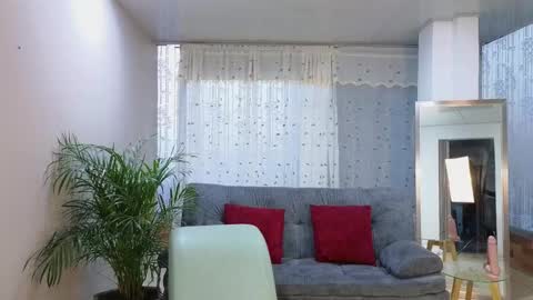 Snapshot of mei_naughtycat chatting on February 15, 2025, 10:31 pm Mei online show from February 15, 2025, 10:31 pm