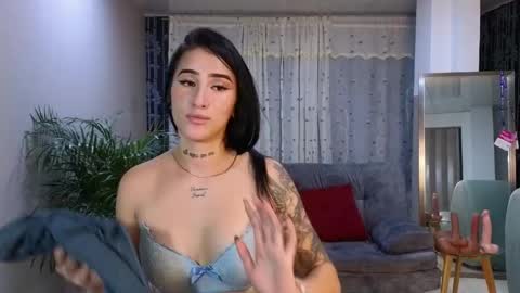 Snapshot of mei_naughtycat chatting on March 4, 2025, 1:12 am Mei online show from March 4, 2025, 1:12 am
