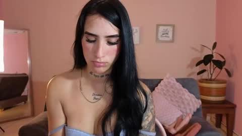 Snapshot of mei_naughtycat chatting on September 13, 2025, 11:54 am Mei online show from September 13, 2025, 11:54 am