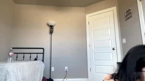 Snapshot of meileemeii chatting on February 16, 2025, 9:05 pm Goddess Meilee online show from February 16, 2025, 9:05 pm