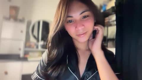 Snapshot of meiluxe chatting on April 14, 2026, 4:51 am meiluxe online show from April 14, 2026, 4:51 am
