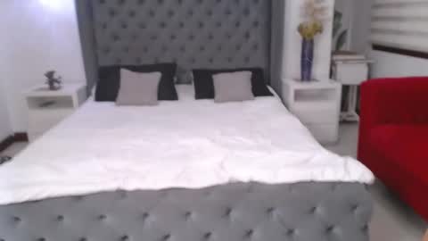 meilybarbie online show from November 7, 2025, 9:48 pm