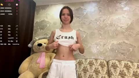 Mei online show from May 16, 2026, 3:33 pm
