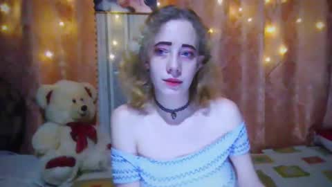 Snapshot of mel_mellie chatting on December 29, 2024, 8:04 pm Mel Mellie online show from December 29, 2024, 8:04 pm