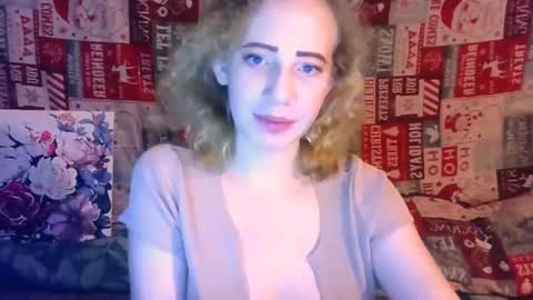 Snapshot of mel_mellie chatting on March 5, 2025, 8:00 pm Mel Mellie online show from March 5, 2025, 8:00 pm