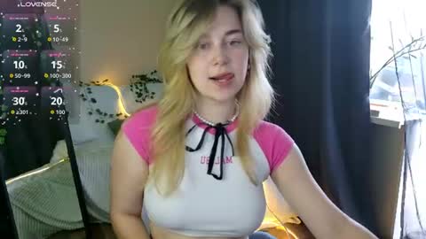 Snapshot of mel_nelson chatting on June 16, 2026, 9:12 am Mel online show from June 16, 2026, 9:12 am