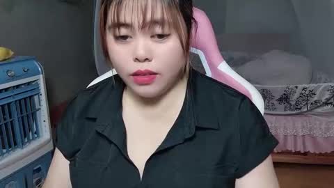 mela7386 online show from April 18, 2026, 4:00 pm