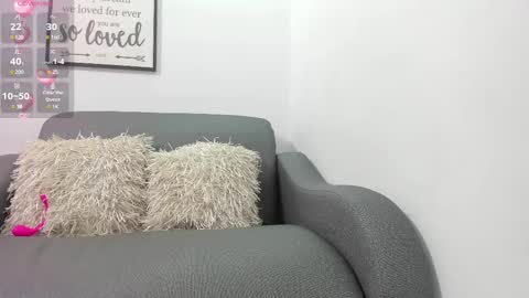 melan_owen online show from February 14, 2025, 10:49 am