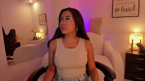 melan_owen online show from July 5, 2026, 11:28 am