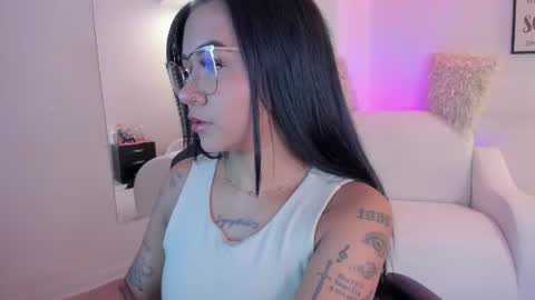 melan_owen online show from July 23, 2026, 11:08 am
