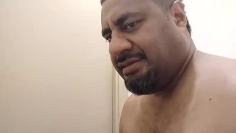 IslandBoy online show from October 14, 2025, 10:38 am